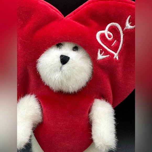 Boyds Bears Red Heart Peeker Plush #82045 "Ima Softheart" Heart Bear Valentine - Picture 2 of 5